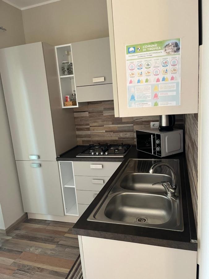 Residenza De Luca Apartment Tropea Bagian luar foto